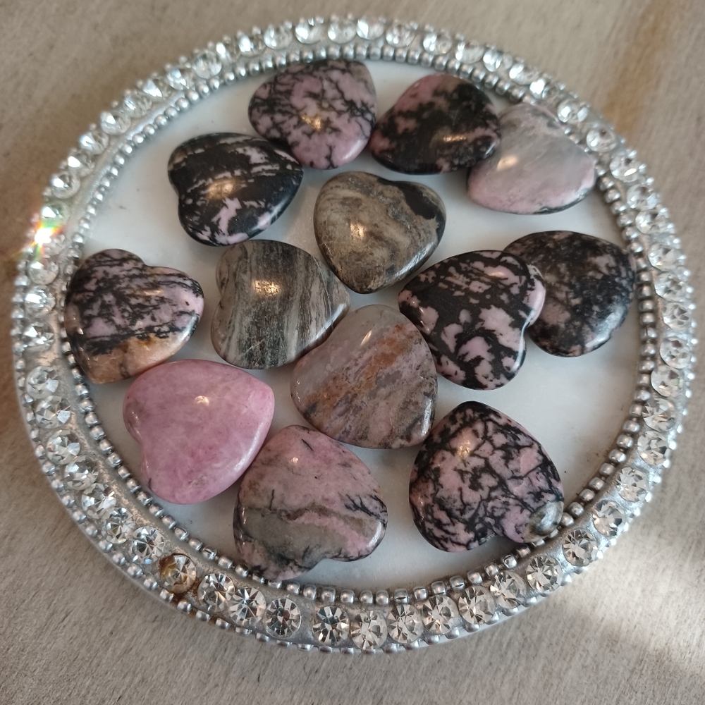 Rhodonite Mini Heart ⭐️⭐️⭐️⭐️⭐️